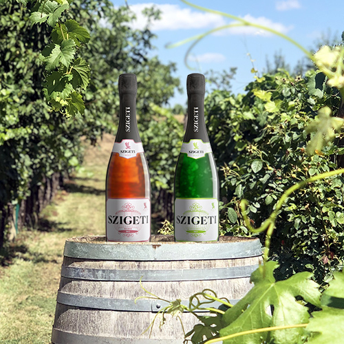 Bottles of organic Szigeti wine – Quality Europe products